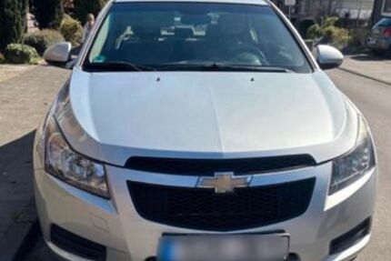 Chevrolet Cruze 123.500 km 3.690 &euro; duisburg 47178