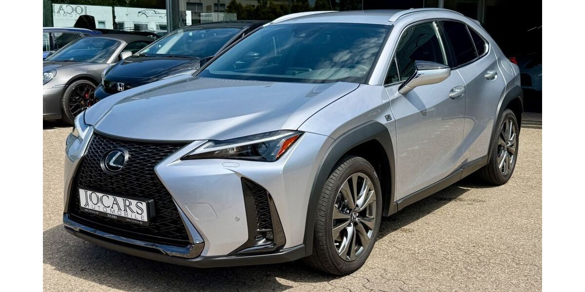 Lexus UX 50.501 km 28.950 &euro; Kamp-Lintfort 47475