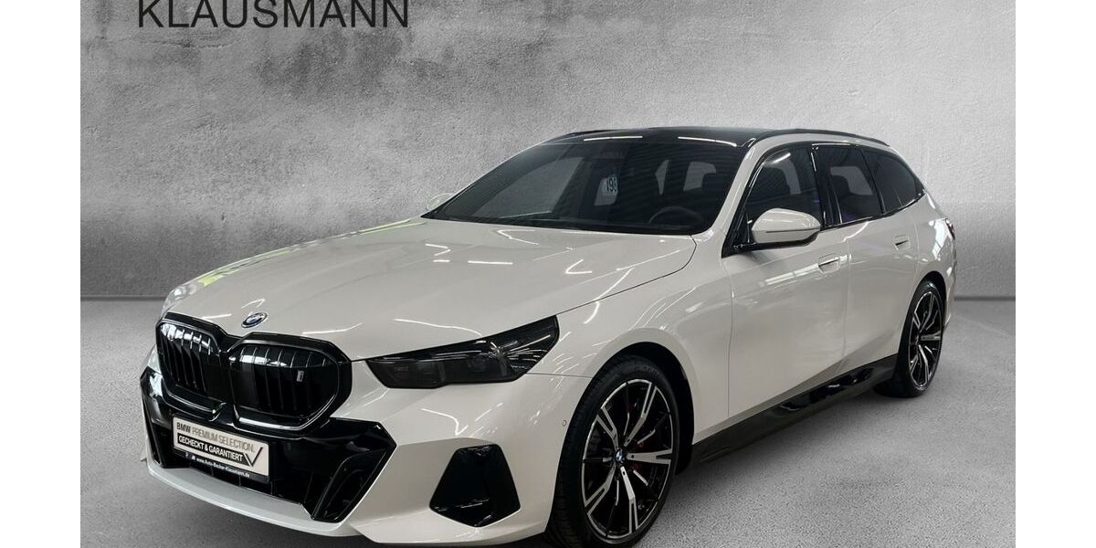 BMW i5 7.120 km 66.444 &euro; Krefeld 47800