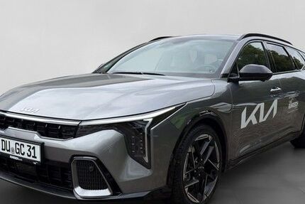 Kia K4 8.500 km 38.590 &euro; Duisburg 47059