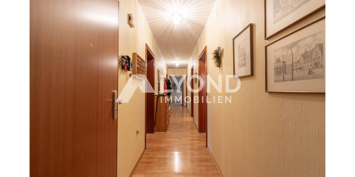 Etagenwohnung Wesel / Feldmark Feldmark - 5 Zimmer, 121 m&sup2;, 229.000&euro; | Angebot:25968757