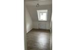 Dachgeschoßwohnung Duisburg Duisburg-Mitte - 3 Zimmer, 52 m&sup2;, 720&euro; | Angebot:26045451