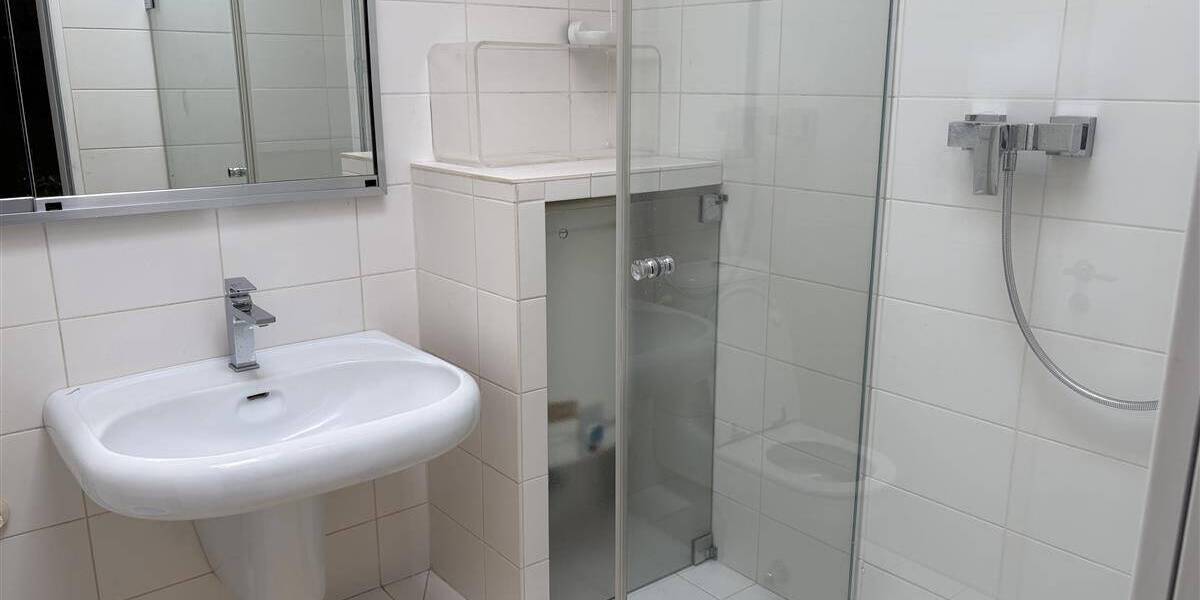 Etagenwohnung Krefeld Cracau - 6 Zimmer, 193 m&sup2;, 379.000&euro; | Angebot:25686084