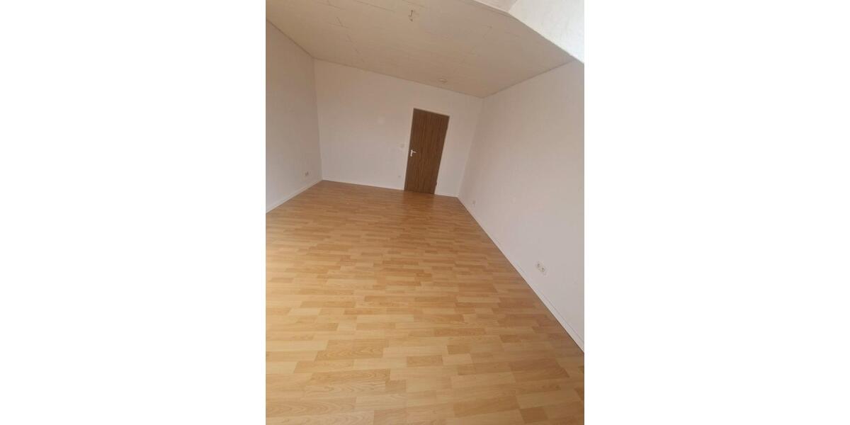 Dachgeschoßwohnung Wesel Fusternberg - 2 Zimmer, 60 m&sup2;, 670&euro; | Angebot:26024027