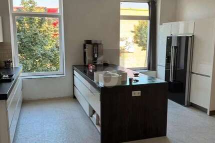 Haus Duisburg Laar - 25 Zimmer, 826 m&sup2;, 1.500.000&euro; | Angebot:26966844