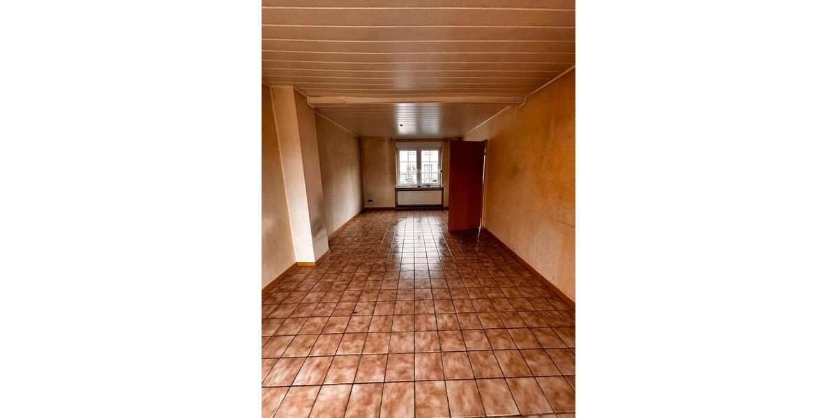Reihenhaus Duisburg Hochheide - 3 Zimmer, 80 m&sup2;, 235.000&euro; | Angebot:26766270