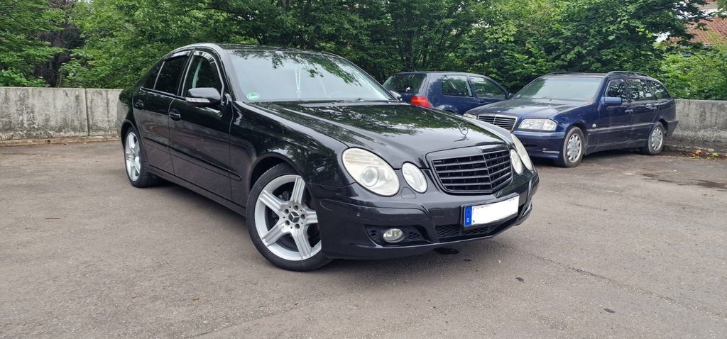 Mercedes-Benz E 280 283.000 km 6.900 &euro; Duisburg 47198