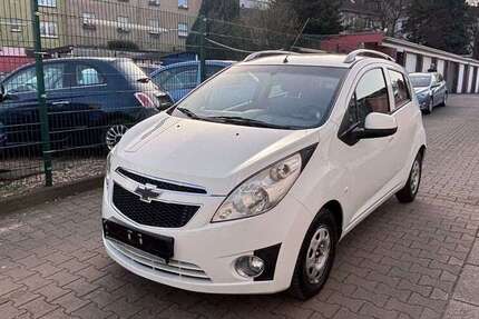 Chevrolet Spark 153.000 km 3.000 &euro; Essen 45143