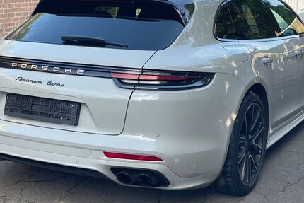 Porsche Panamera 94.566 km 49.950 &euro; Krefeld 47799