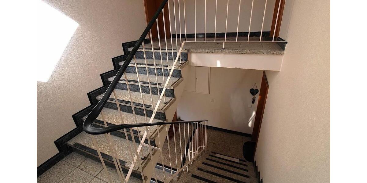 Dachgeschoßwohnung Essen Stadtbezirk IV - 2 Zimmer, 60 m&sup2;, 125.000&euro; | Angebot:26313063