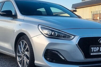 Hyundai i30 89.705 km 13.950 &euro; Duisburg 47178