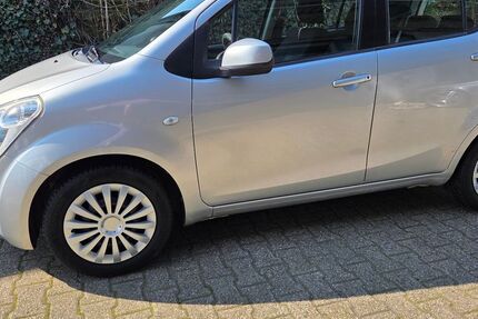 Suzuki Splash 151.239 km 2.590 &euro; Oberhausen 46149
