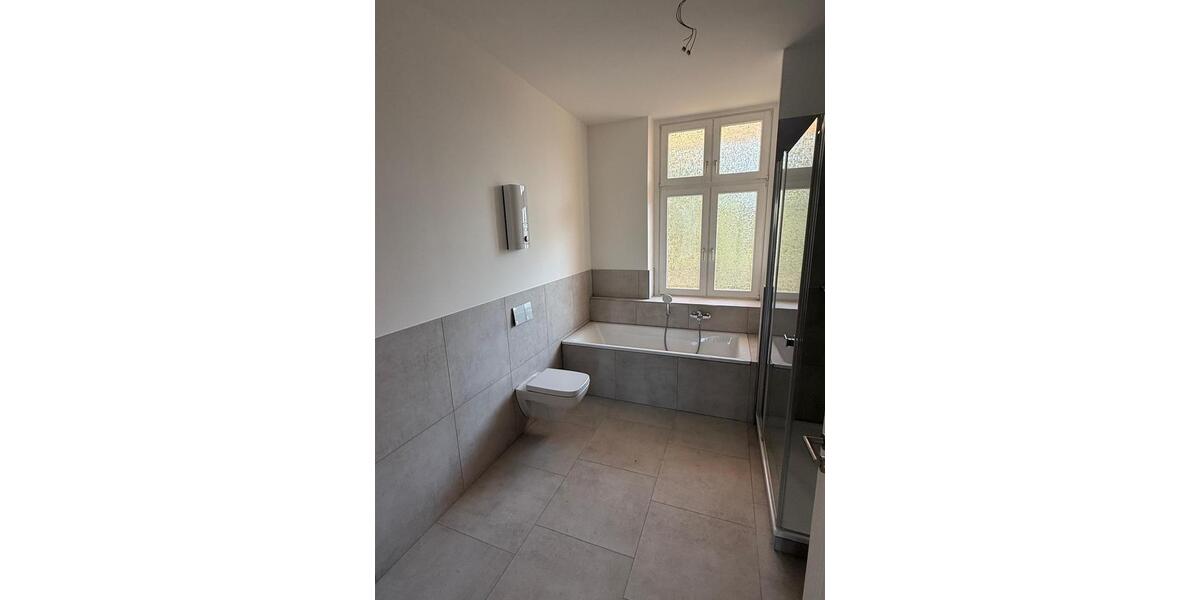 Etagenwohnung Duisburg - 4 Zimmer, 120 m&sup2;, 349.000&euro; | Angebot:26794303