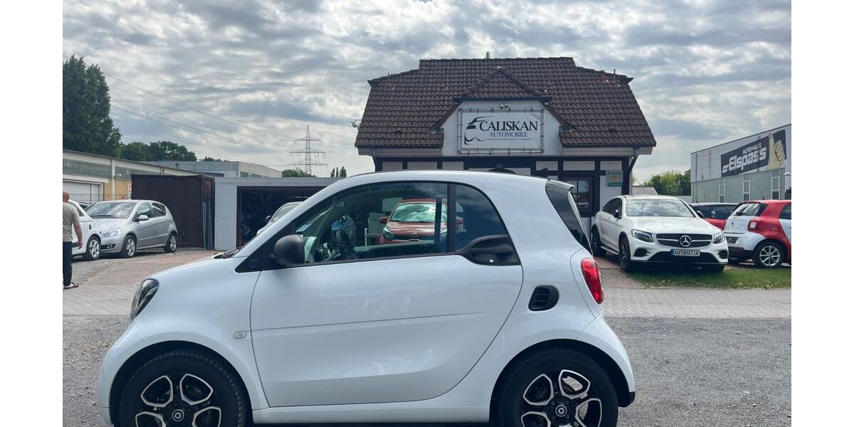 Smart ForTwo 67.447 km 7.950 &euro; Dinslaken 46539