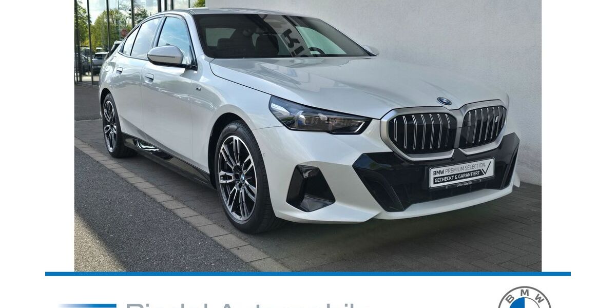 BMW i5 21.599 km 58.990 &euro; Dinslaken 46535