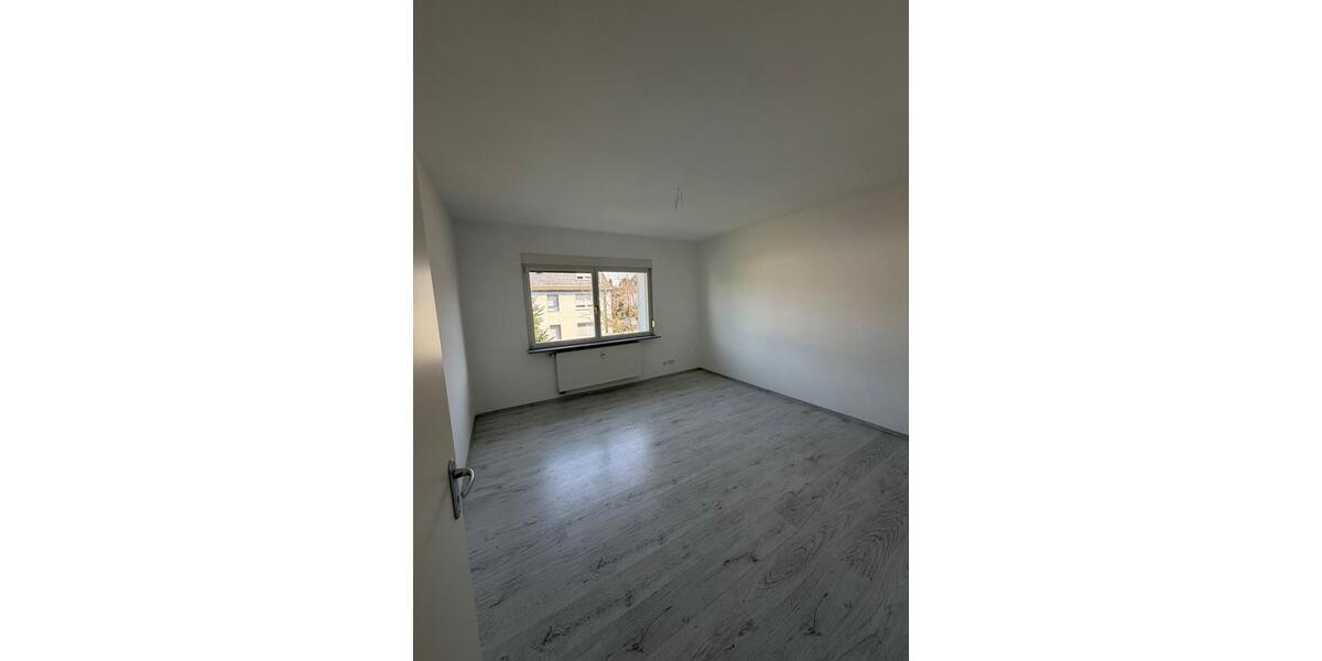 Etagenwohnung Essen Stadtbezirk VI - 2 Zimmer, 48 m&sup2;, 480&euro; | Angebot:26049797