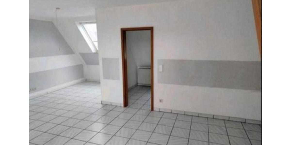 Dachgeschoßwohnung Gelsenkirchen Gelsenkirchen-Mitte - 3 Zimmer, 70 m&sup2;, 570&euro; | Angebot:25382888