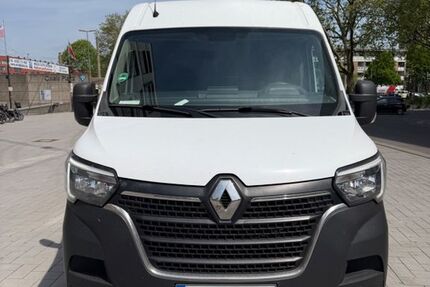 Renault Master 208.631 km 8.900 &euro; Duisburg 47051