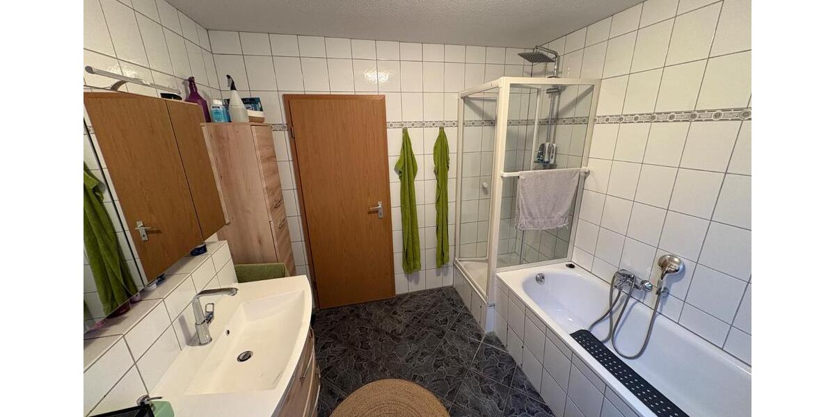 Doppelhaushälfte Alpen - 8 Zimmer, 222 m&sup2;, 599.000&euro; | Angebot:25156551