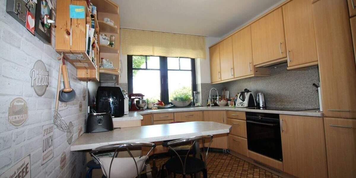 Mehrfamilienhaus, Wohnhaus Rheinberg Ossenberg - 7 Zimmer, 257 m&sup2;, 550.000&euro; | Angebot:25670153