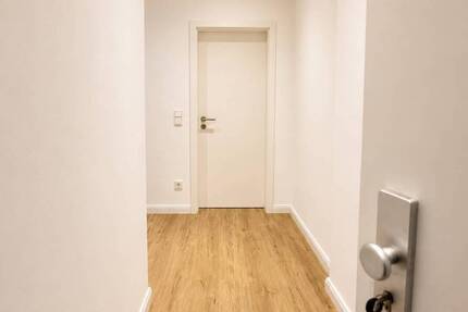 Wohnung Krefeld Stadtmitte - 2 Zimmer, 65 m&sup2;, 770&euro; | Angebot:26729969