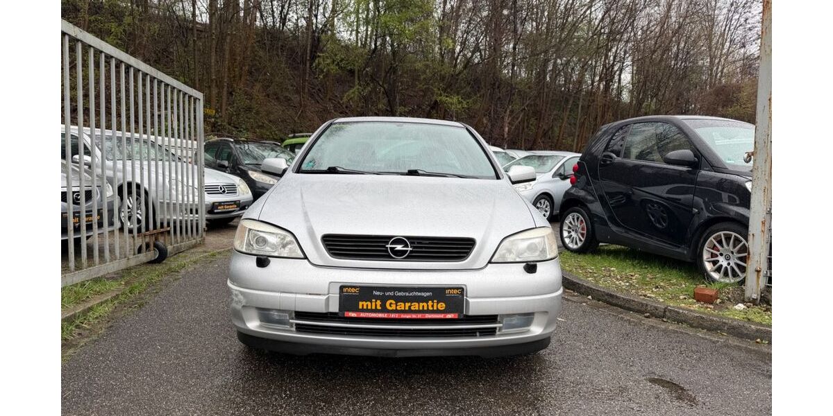 Opel Astra 89.084 km 2.499 &euro; Essen 45145