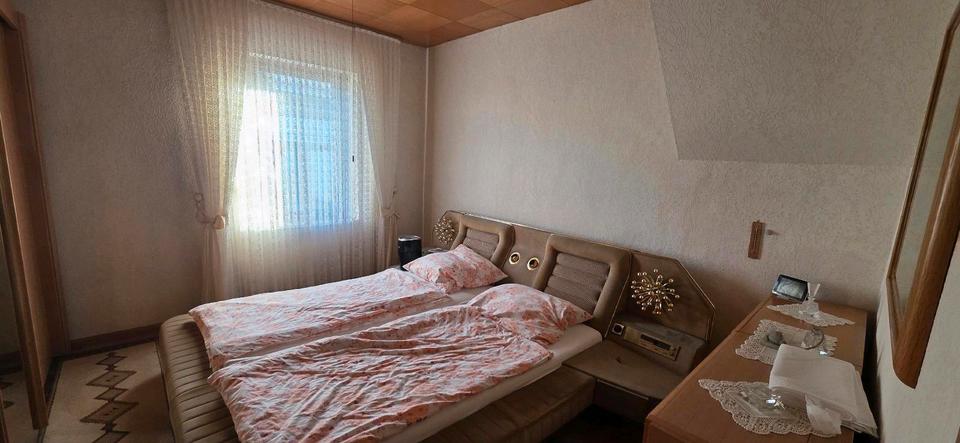 Mehrfamilienhaus, Wohnhaus Gelsenkirchen Gelsenkirchen-Nord - 7 Zimmer, 163 m&sup2;, 399.000&euro; | Angebot:26212249