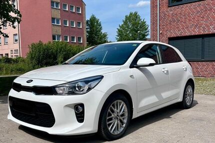 Kia Rio 159.000 km 6.450 &euro; Gelsenkirchen 45891