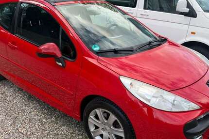 Peugeot 207 90.000 km 3.999 &euro; Essen 45147