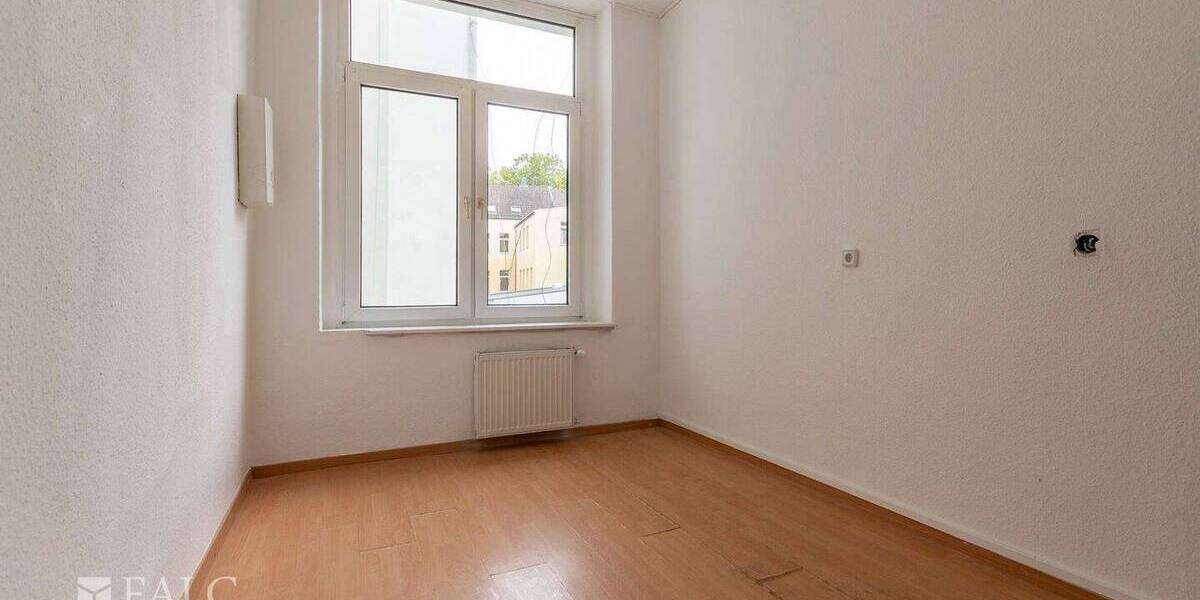 Mehrfamilienhaus, Wohnhaus Krefeld Stadtmitte - 1 Zimmer, 370 m&sup2;, 799.999&euro; | Angebot:26081937