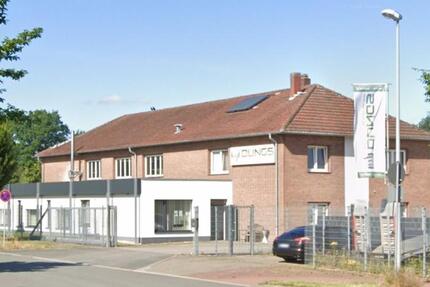 Haus Voerde (Niederrhein) - 14 Zimmer, 468 m&sup2;, 3.000&euro; | Angebot:22566047