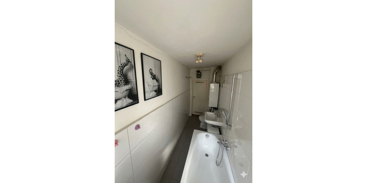 Etagenwohnung Essen Holsterhausen - 2 Zimmer, 45 m&sup2;, 470&euro; | Angebot:25800134