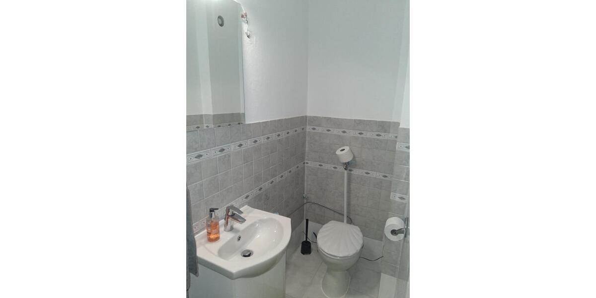 Etagenwohnung Duisburg Rheinhausen - 4 Zimmer, 100 m&sup2;, 701&euro; | Angebot:25760110