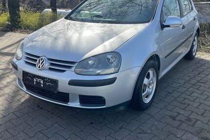 VW Golf 131.000 km 3.900 &euro; Mülheim an der Ruhr 45481