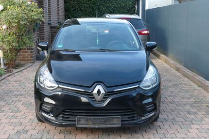 Renault Clio 137.385 km 6.000 &euro; Xanten 46509