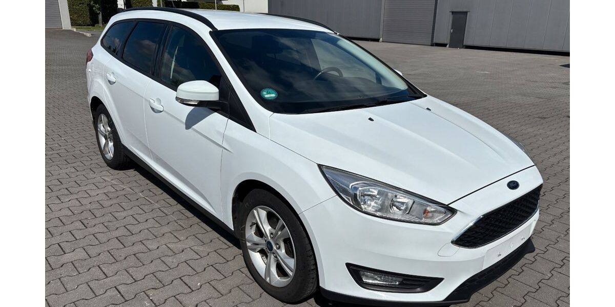 Ford Focus 141.484 km 7.895 &euro; Bottrop 46240