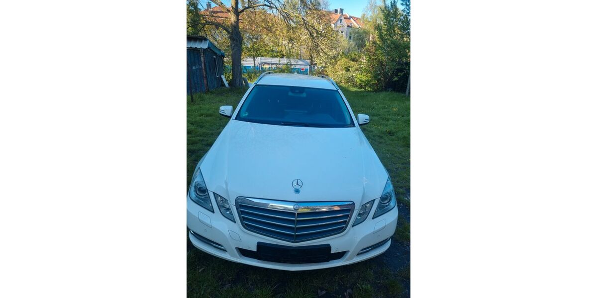 Mercedes-Benz E 220 225.000 km 7.000 &euro; Gelsenkirchen 45888