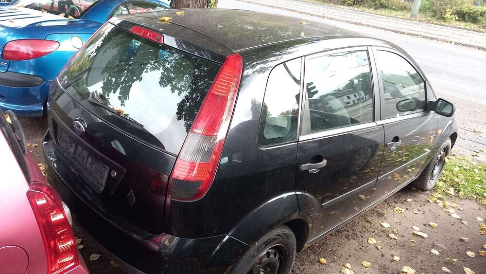 Ford Fiesta 161.000 km 2.290 &euro; Duisburg 47169