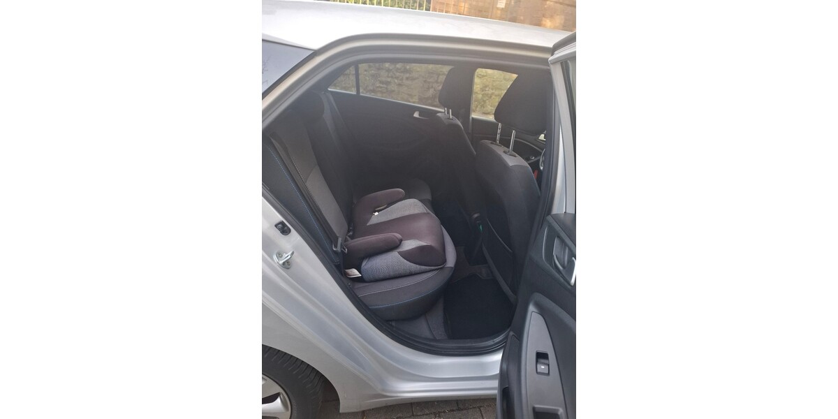 Hyundai i20 214.000 km 5.800 &euro; Gelsenkirchen 45879