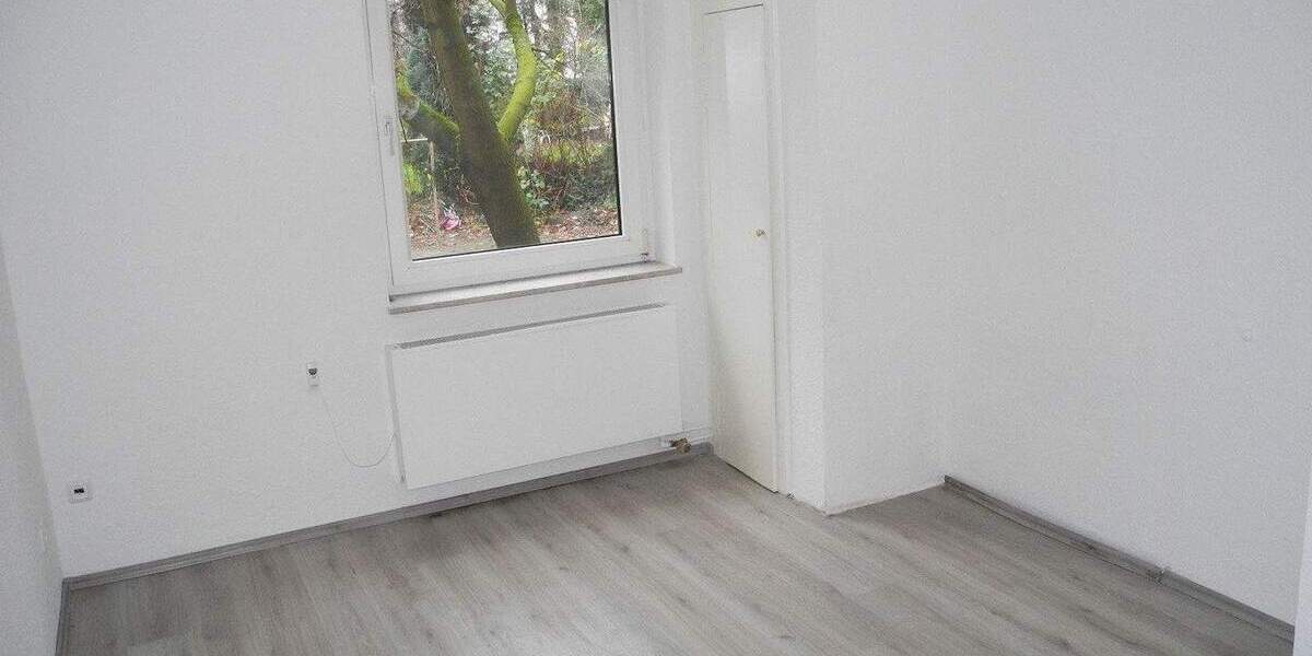 Etagenwohnung Gelsenkirchen Schalke - 2 Zimmer, 50 m&sup2;, 400&euro; | Angebot:25727592