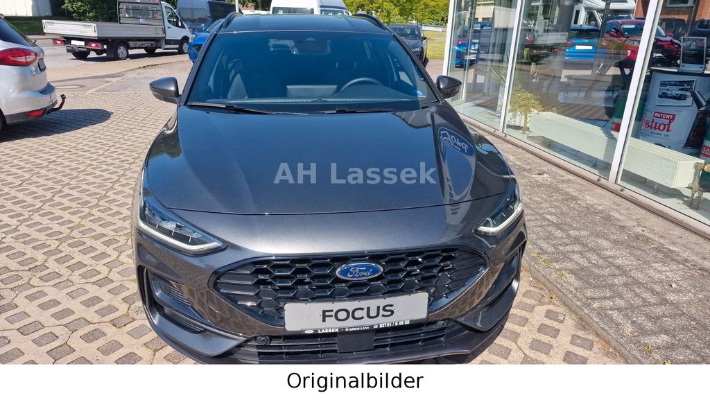 Ford Focus 8.800 km 23.799 &euro; Krefeld 47809