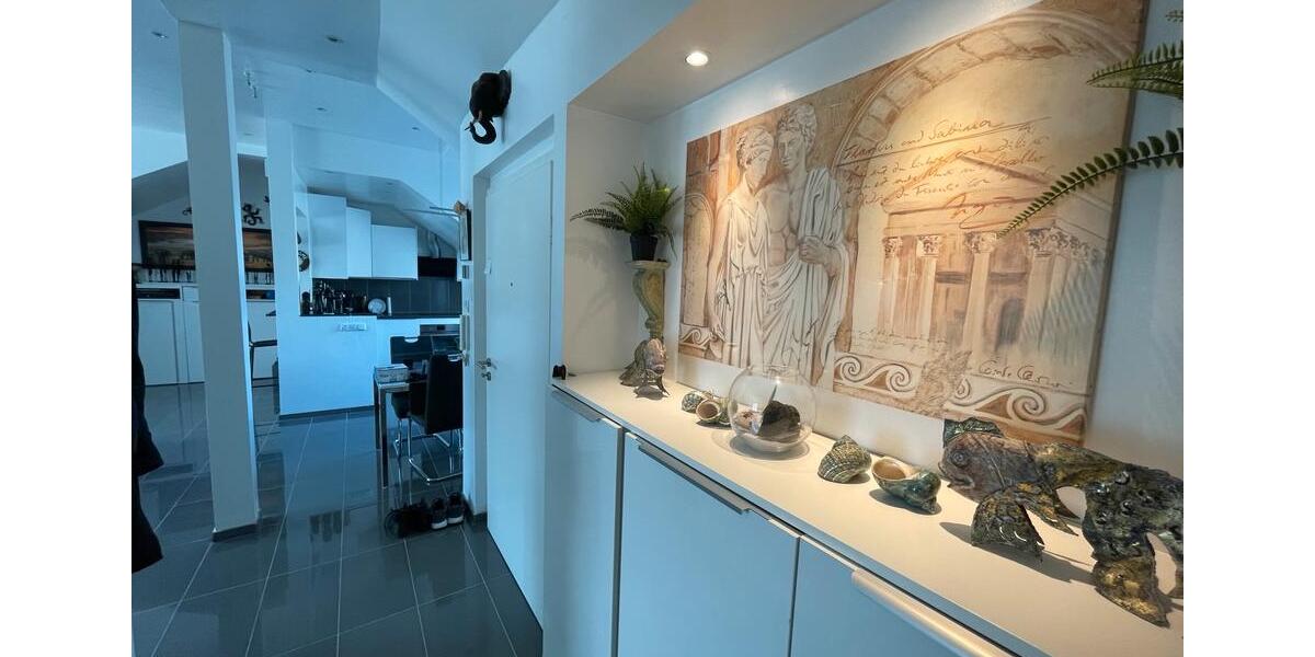 Dachgeschoßwohnung Essen Frillendorf - 3 Zimmer, 96 m&sup2;, 269.000&euro; | Angebot:27044145