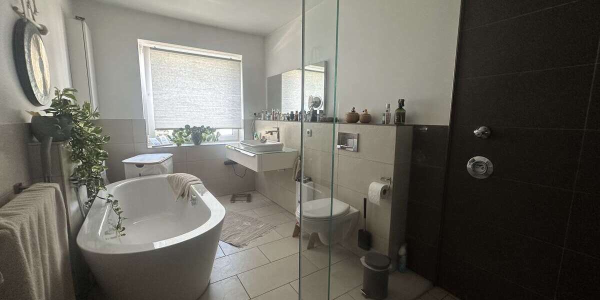 Etagenwohnung Essen Stadtbezirk IX - 3 Zimmer, 87 m&sup2;, 259.000&euro; | Angebot:26087185