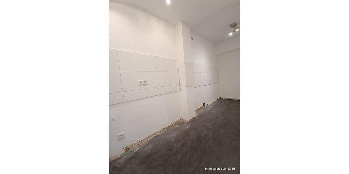 Etagenwohnung Krefeld Cracau - 2 Zimmer, 64 m&sup2;, 580&euro; | Angebot:26244441