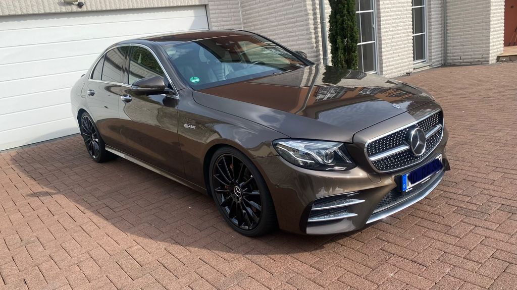 Mercedes-Benz E 400 84.000 km 29.700 &euro; Neukirchen-Vluyn 47506