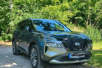 Nissan X-Trail 2.800 km 40.800 &euro; Essen 45276