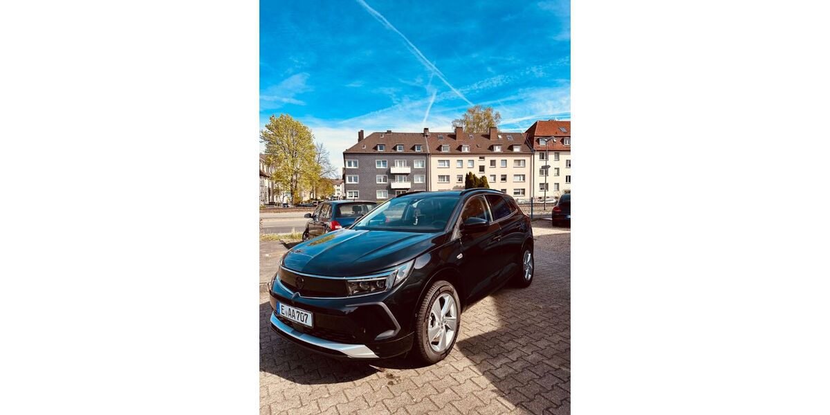 Opel Grandland (X) 106.000 km 16.900 &euro; Essen 45276