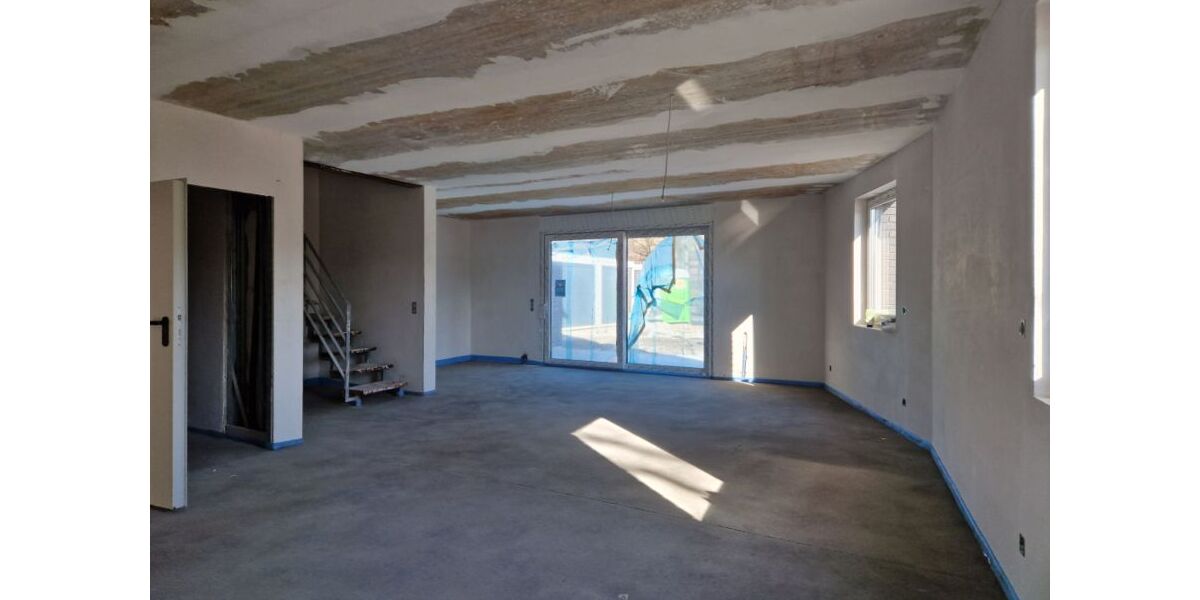 Provisionsfrei* Eckhaus EFH Endhaus mit PV 10,4 KW+Garage 140m zum Rheinufer Energiebedarf 22,4 kWhm2a - Einfamilienhaus Duisburg Essenberg | Angebot:26163676