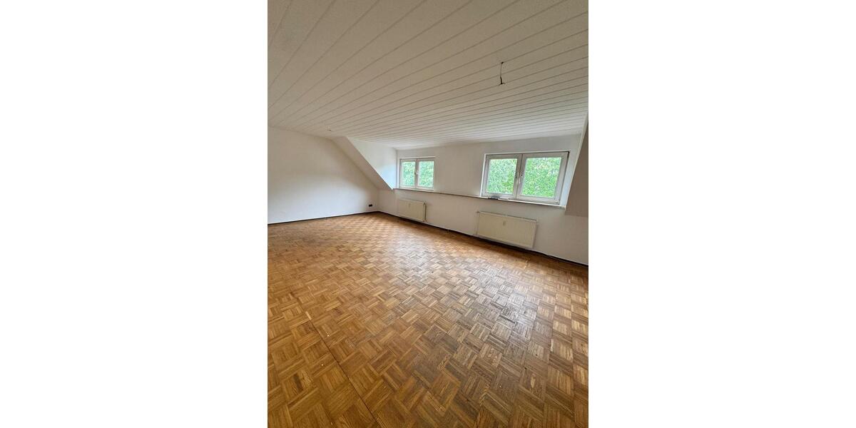 Maisonettenwohnung Duisburg Mittelmeiderich - 4 Zimmer, 103 m&sup2;, 900&euro; | Angebot:26049782
