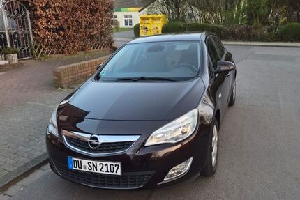 Opel Astra 136.500 km 4.900 &euro; Duisburg 47179